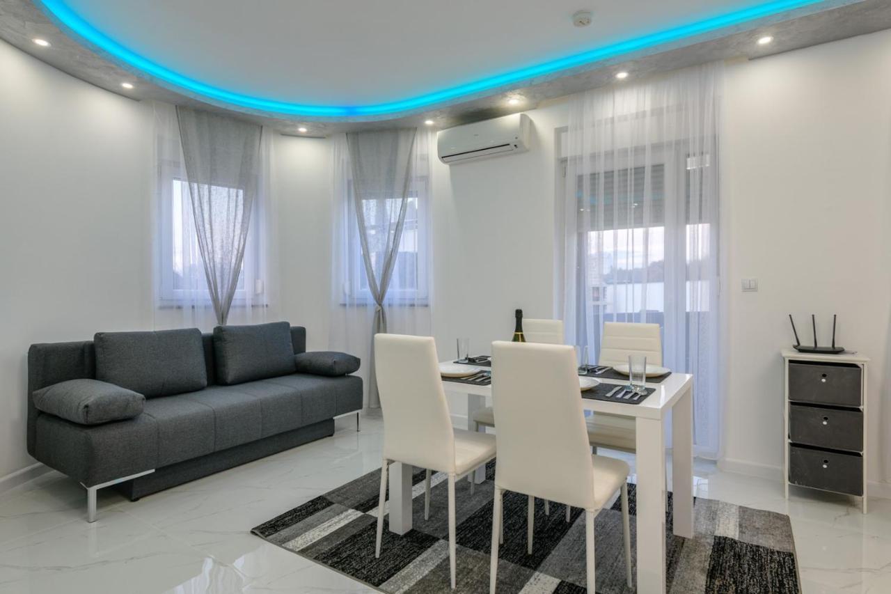 Complex Villa White Пула Экстерьер фото