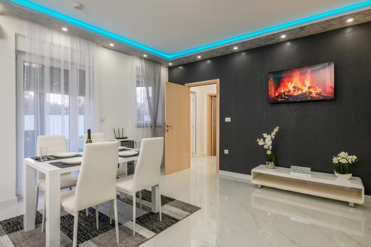 Complex Villa White Пула Экстерьер фото
