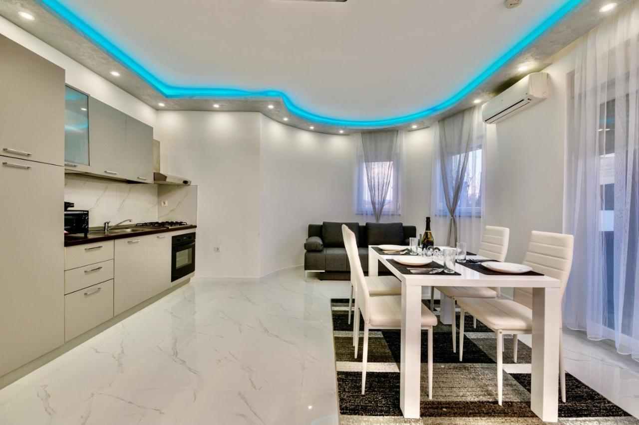 Complex Villa White Пула Экстерьер фото