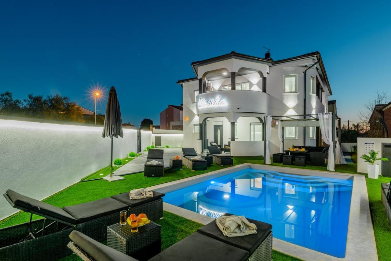 Complex Villa White Пула Экстерьер фото