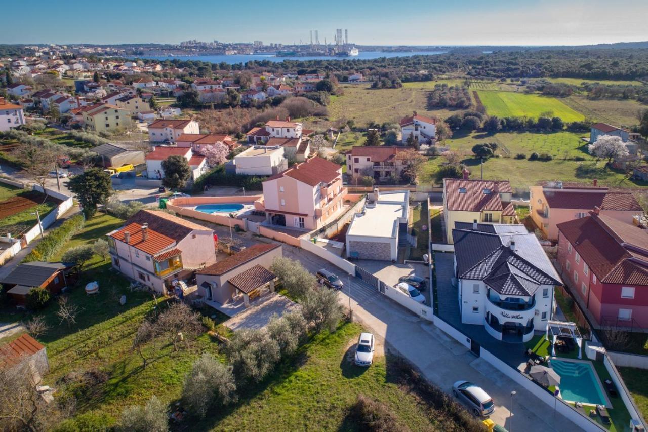 Complex Villa White Пула Экстерьер фото